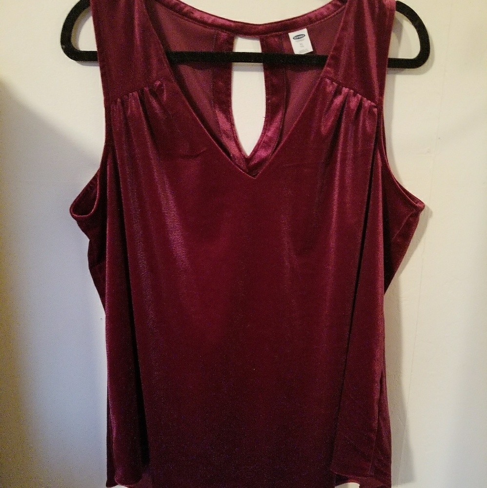 2/$10 Old Navy Velvet Top